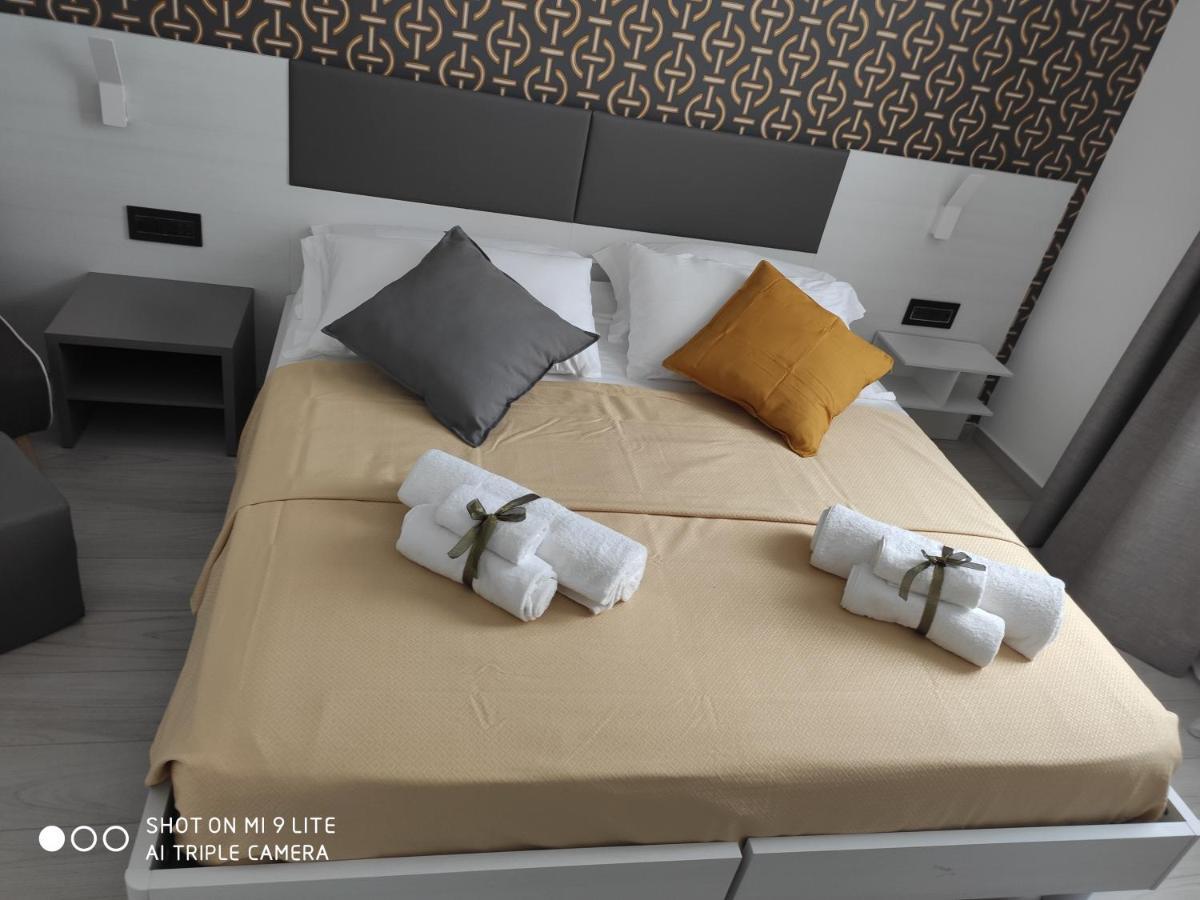 Thalya Luxury Rooms Syracuse Luaran gambar